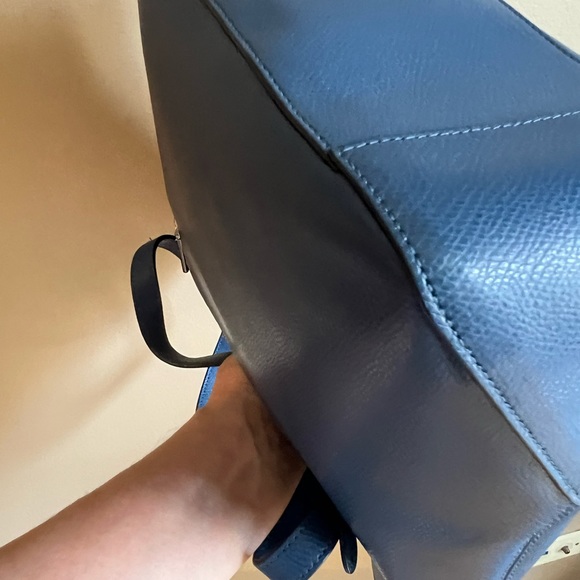 EUC Large Leather Coach Shoulder Bag - Picture 10 of 16